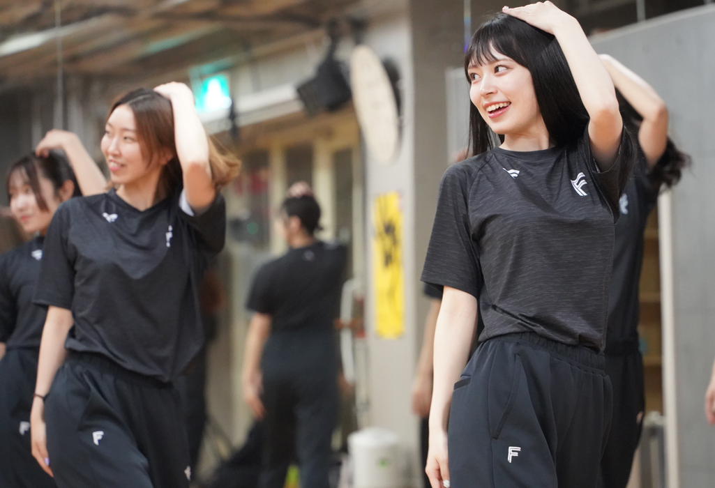 (左)千葉しずくさん(右)橋本莉々花さん