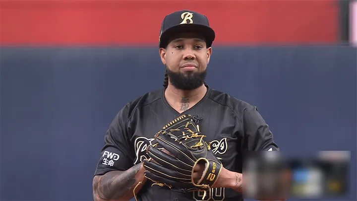 オリックスが連敗ストップ　エスピノーザは7回1失点で今季7勝目