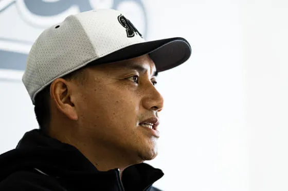 なぜ松中信彦臨時コーチを招聘したのか？　千葉ロッテ井口監督が独白「僕も同じ意見」