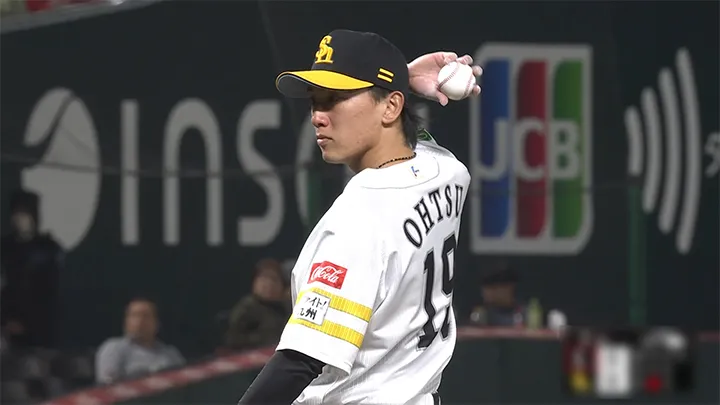 0.5差の鷹と犬鷲　北九州での一戦は大津亮介と藤原聡大が先発