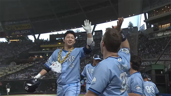 古賀悠斗が2試合連続HR！　2ランで先制