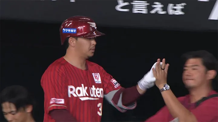 浅村栄斗が特大の同点アーチ！　山崎福也から通算6本目