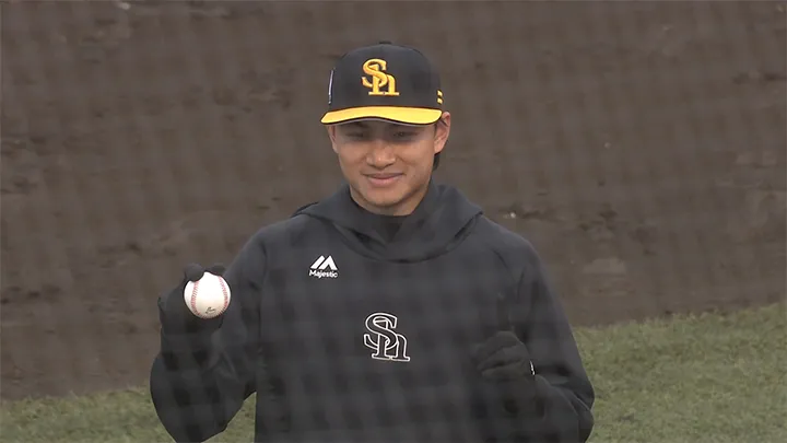 徐若熙が6回6奪三振無失点で来日初勝利！　鷹が開幕5連勝を飾る