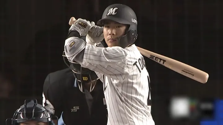 千葉ロッテマリーンズ・友杉篤輝選手©パーソル パ・リーグTV