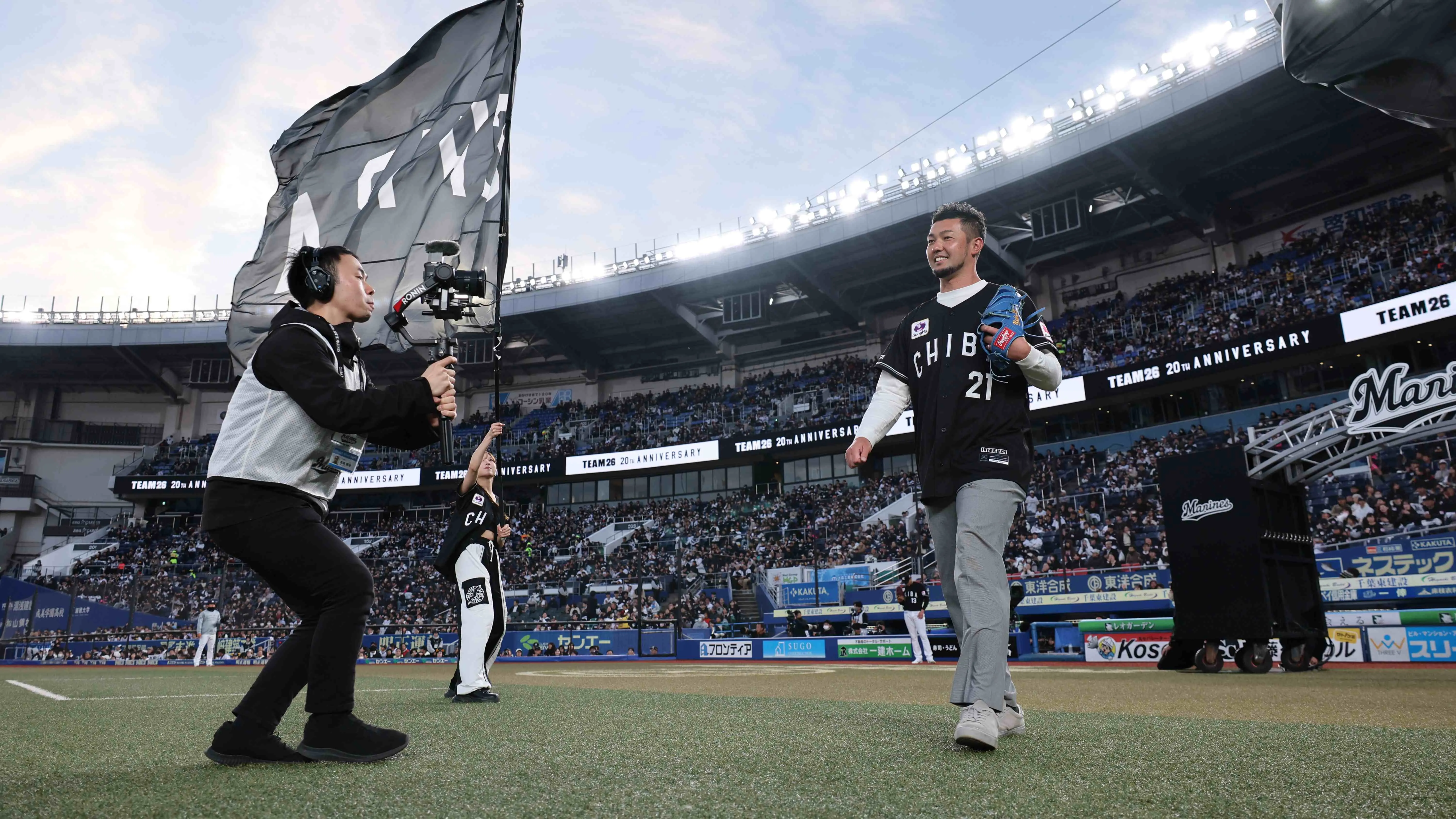 内竜也さん【写真：球団提供】