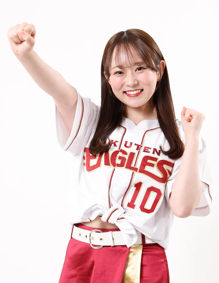 NANAMIさん  ©Rakuten Eagles