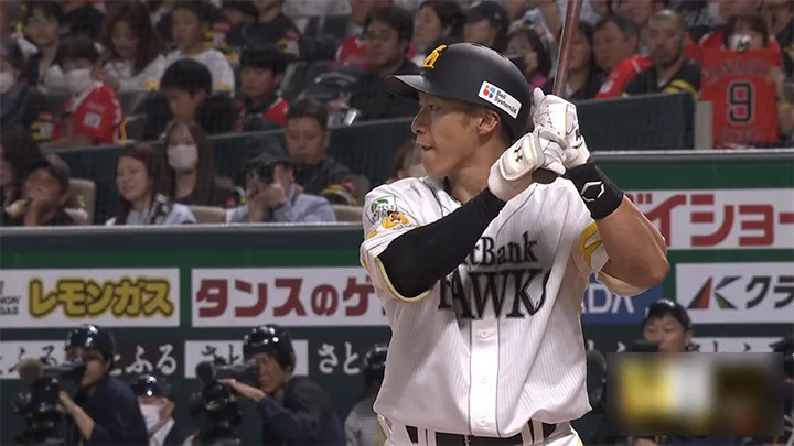 柳田悠岐、復帰8試合目で半年ぶりの一発「しっかりと自分のバッティングができた」