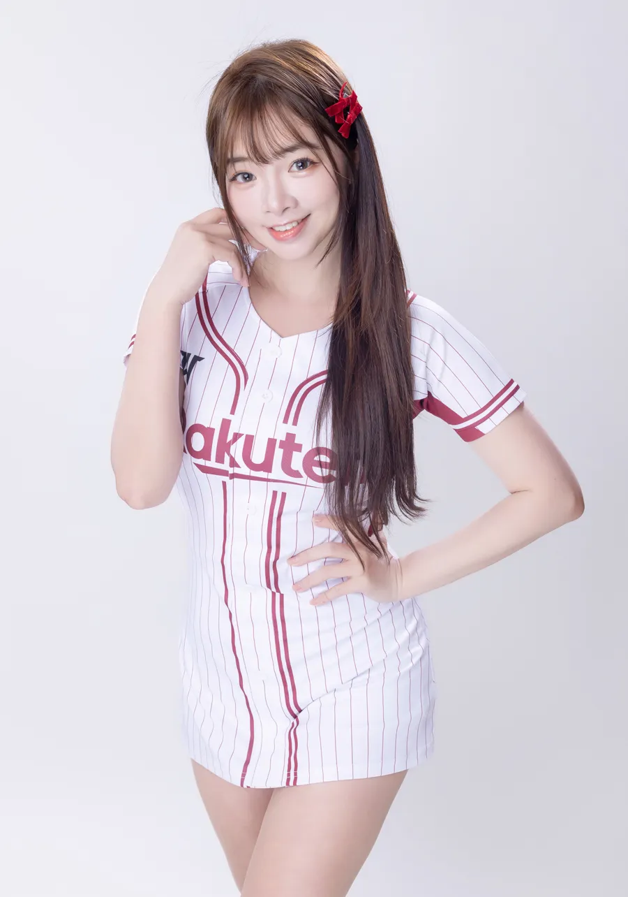 曲曲さん ©Rakuten Monkeys