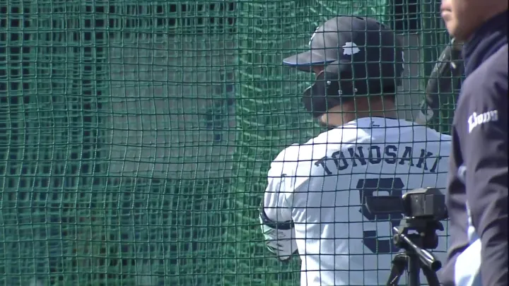 【キャンプ動画】外崎修汰がライブBPで柵越え！【埼玉西武・2月11日】