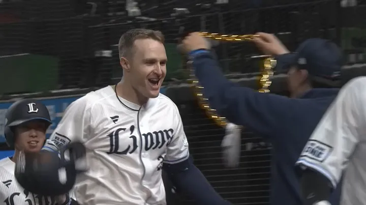 今季21本塁打の埼玉西武・ネビン　劇的な本拠地初アーチを振り返り！