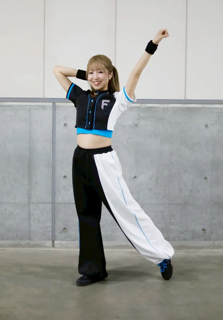 「FIGHTERS GIRL GENERATION」KAHOさん © H.N.F.