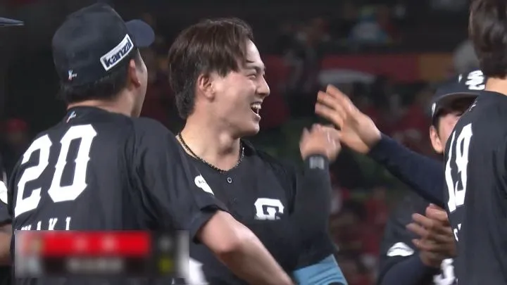 長谷川信哉の2試合連続サヨナラ打で4連勝！　西口文也監督は監督通算100勝目を達成