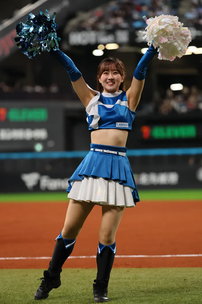 駒野稀子さん　© H.N.F.