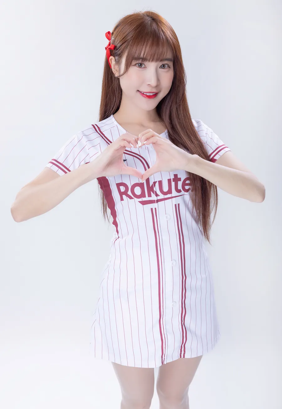 楽天ガールズ　孟潔　モンジエ　台湾限定　タオル 楽天ガールズ 孟潔 モンジエ 台湾限定 タオル 孟潔 ( Candy