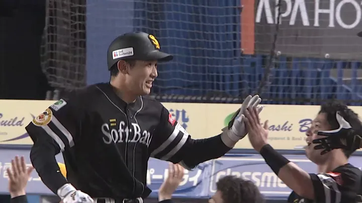 山本祐大が9回1死から逆転3ラン　福岡ソフトバンク7連勝