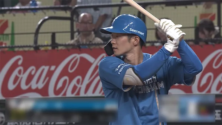 今月3本目! 石井一成の4号ソロでリードを広げる