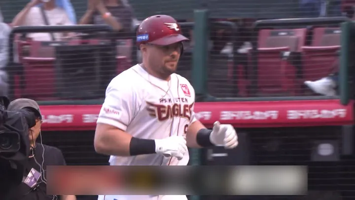 ボイトが11号2ラン！　3試合ぶりの一発で先制