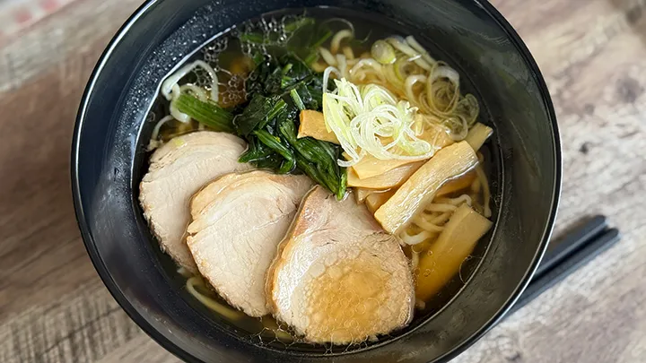 試合終盤のお供はこれ！　時間限定販売の〆（獅め）のラーメン【パ・リーググルメ部 #42】