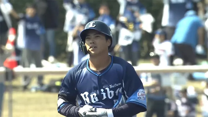 仲三優太が2打席連続となる適時二塁打で猛アピール！　チームは2回までに計6得点