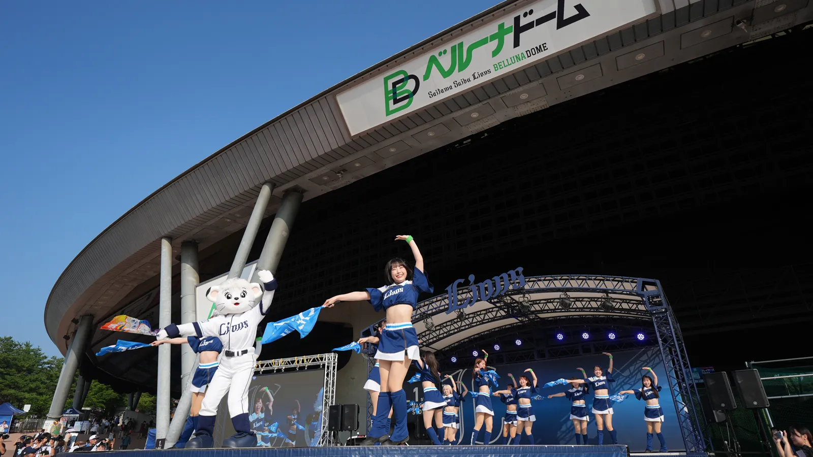 Blue Legends is looking for members for the 2026 season! "If you're even slightly interested, please give it a try!"