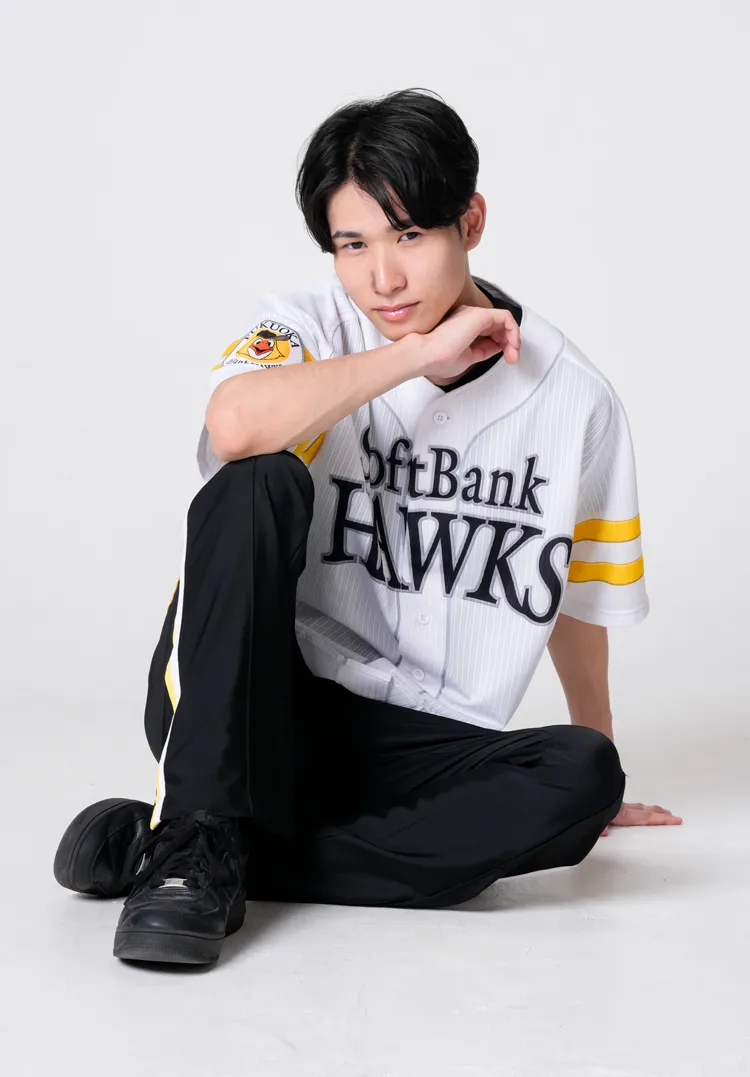 「アクロバットパフォーマー」大吉さん © SoftBank HAWKS