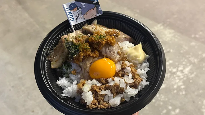 豚肉とひき肉を贅沢に！　生姜がきいたスタミナ満点豚丼【パ・リーググルメ部 #87】