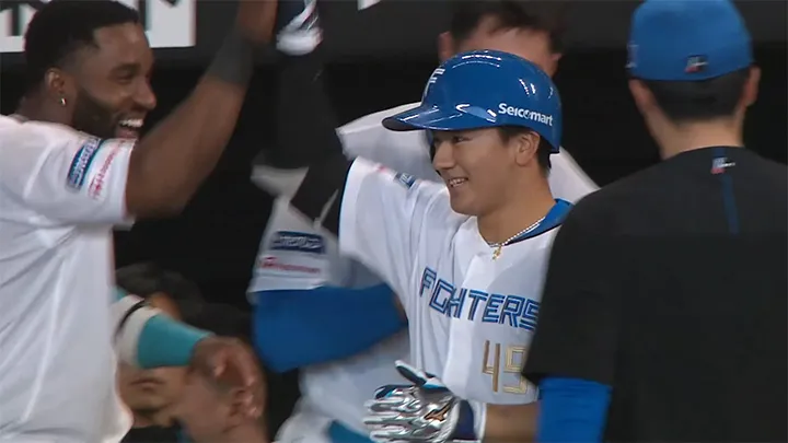 ドラ3・大塚瑠晏がプロ初本塁打！　オリックス守護神・マチャドからの一発