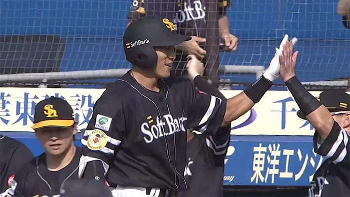 柳田悠岐が4号先頭打者ホームラン！　前試合から2打席連発