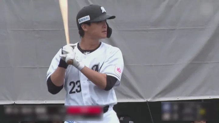 千葉ロッテマリーンズ・石川慎吾選手 ©パーソル パ・リーグTV