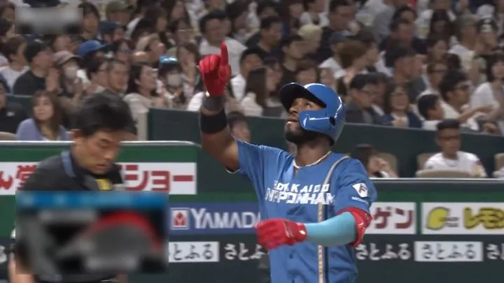 カストロの6号同点ソロ！　一発で試合を振り出しに戻す