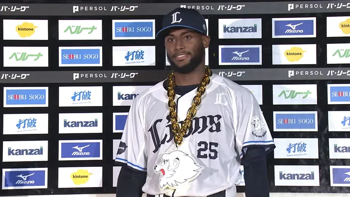 カナリオがサヨナラホームラン！　埼玉西武連敗ストップ