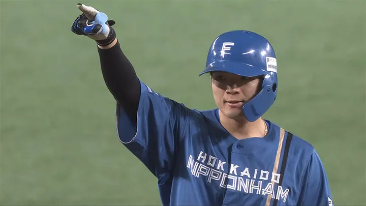 4番の一打で振り出しに! 郡司裕也が同点のタイムリーツーベース