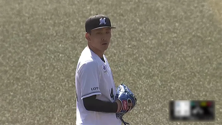 千葉ロッテマリーンズ・小島和哉投手 ©パーソル パ・リーグTV
