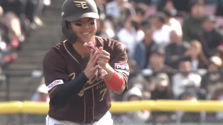 再昇格後初先発・鈴木大地が勝ち越しの適時二塁打　打者一巡の猛攻で突き放す
