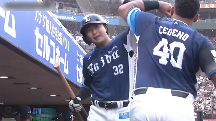 先制直後に反撃の一発！　山村崇嘉が4号ソロ