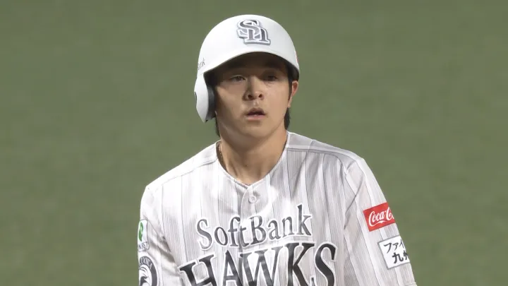 川瀬晃が勝ち越しの適時三塁打！　廣池康志郎の直球を捉える