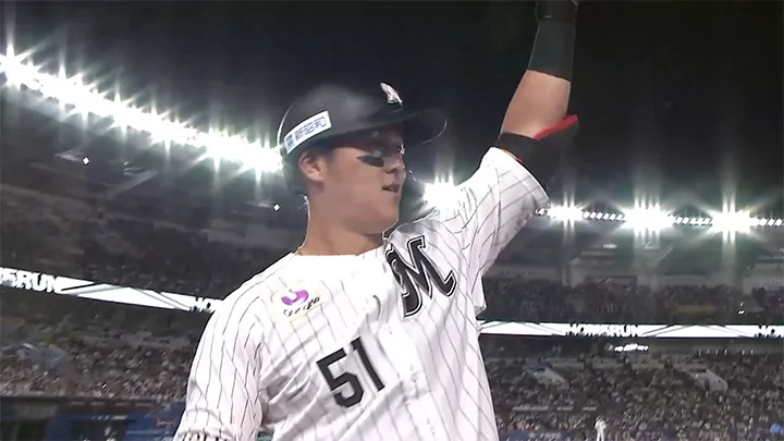 山口航輝が確信の23号ソロ！　北山亘基の変化球をレフトスタンドへ