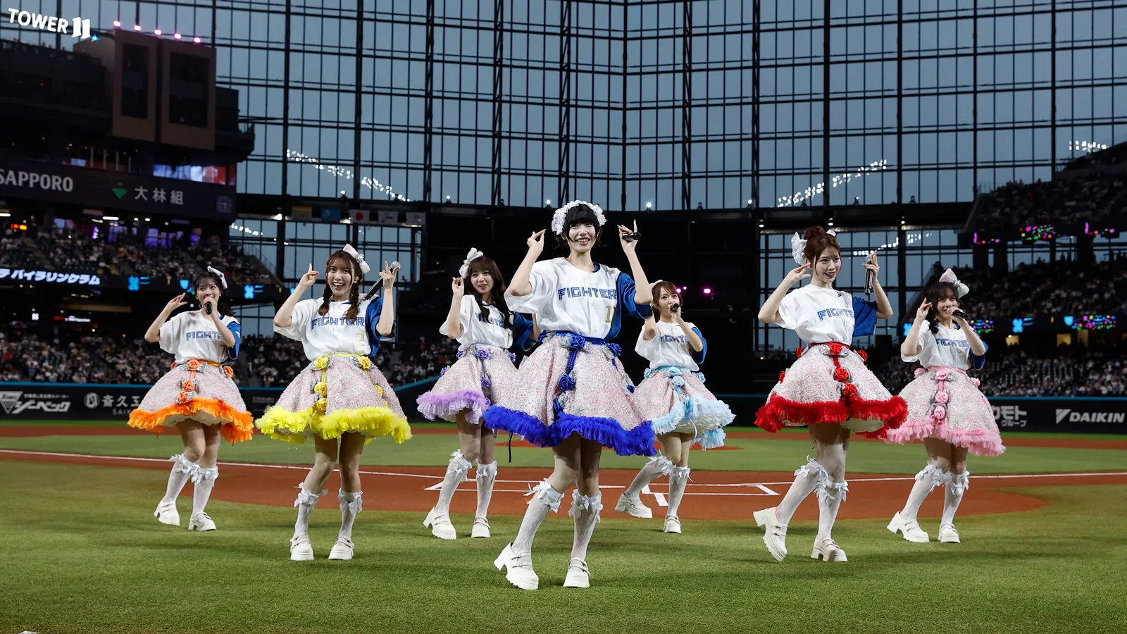 エスコンフィールドに「SWEET STEADY」が来場！北海道出身メンバー  庄司なぎささんの始球式も