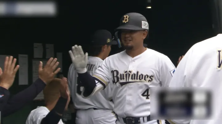 森友哉の勝ち越し2ランでオリックス快勝　山下舜平大が2.2回無失点