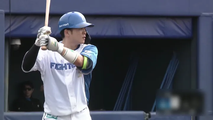 北海道日本ハムファイターズ・郡司裕也選手©パーソル パ・リーグTV