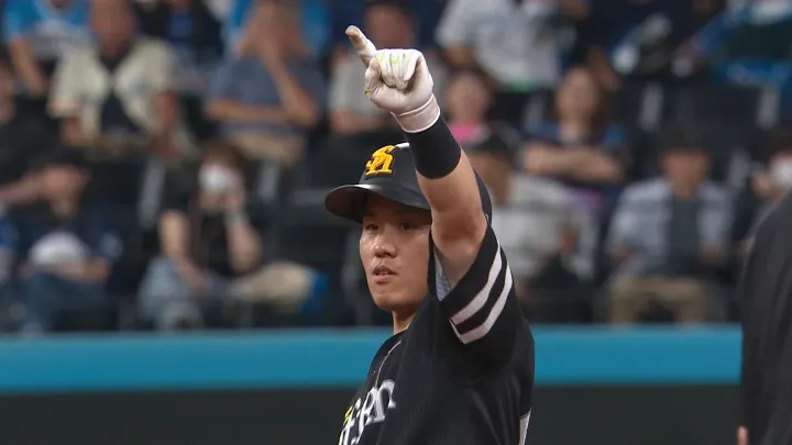 海野隆司、笹川吉康の連続タイムリーで福岡ソフトバンクが先制