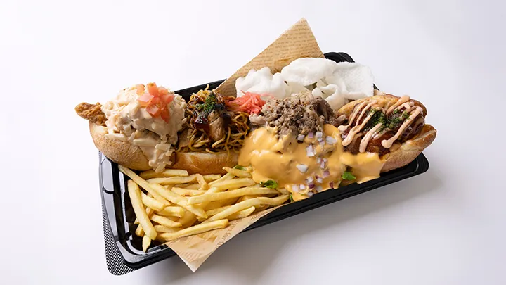 「幕張の1.1kg！ママタルトのカロリーPUSHプレート」【写真：球団提供】