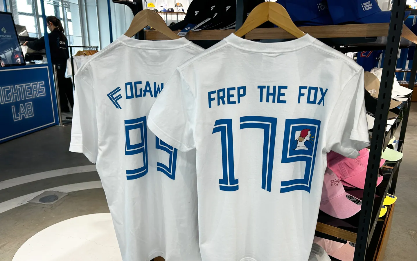 「FIGHTERS My Tee」作成例 ©︎PLM