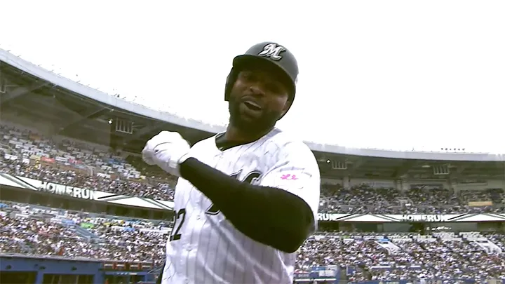 「トッポ最高や！」ポランコがポール直撃弾　トッポ1000個贈呈へ