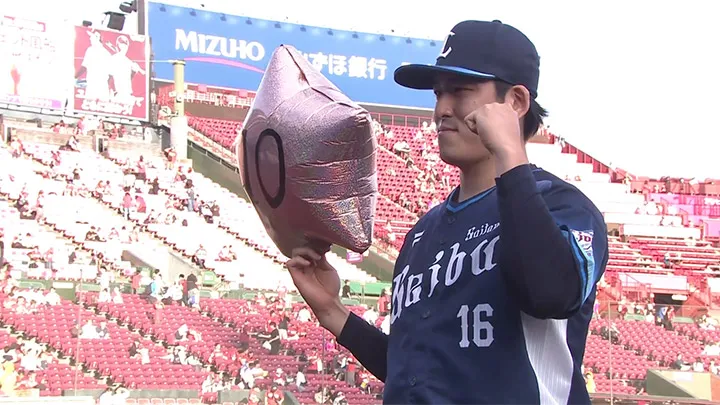 隅田知一郎が初の2桁勝利達成！　打線は15安打8得点の猛攻で勝利