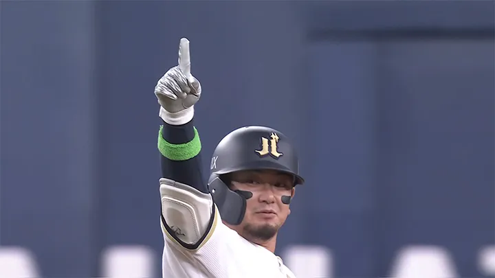 森友哉が試合の均衡を破る一打！「なんとか先制点を」