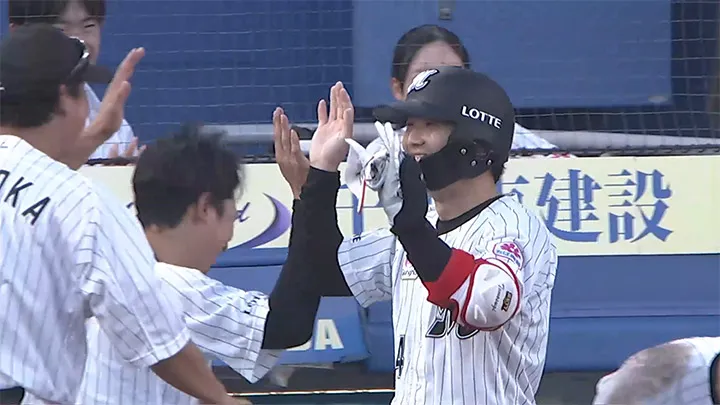 3年目・友杉篤輝が“打ち直し”のプロ初本塁打「ついに出ちゃいました」