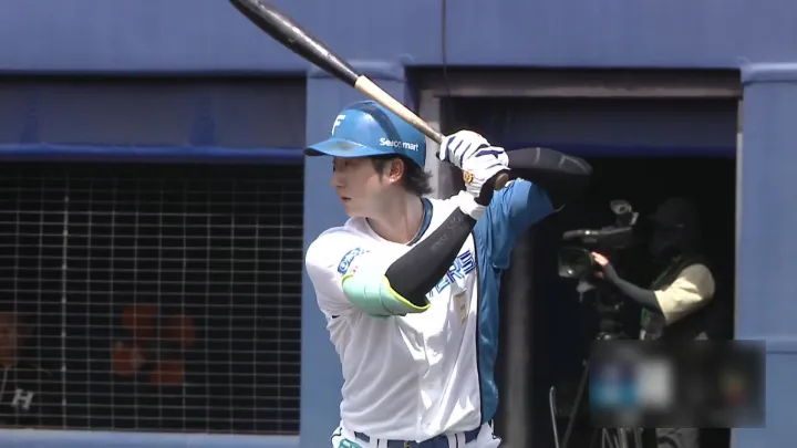 北海道日本ハムファイターズ・淺間大基選手 ©パーソル パ・リーグTV