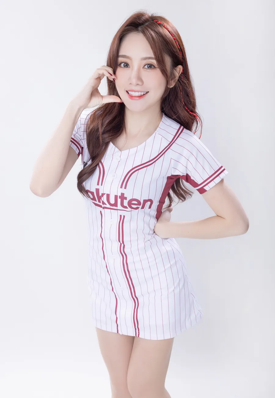 若潼さん　 ©Rakuten Monkeys