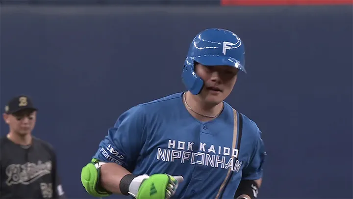 試合開始から4球 清宮幸太郎の11号2ランで北海道日本ハム先制